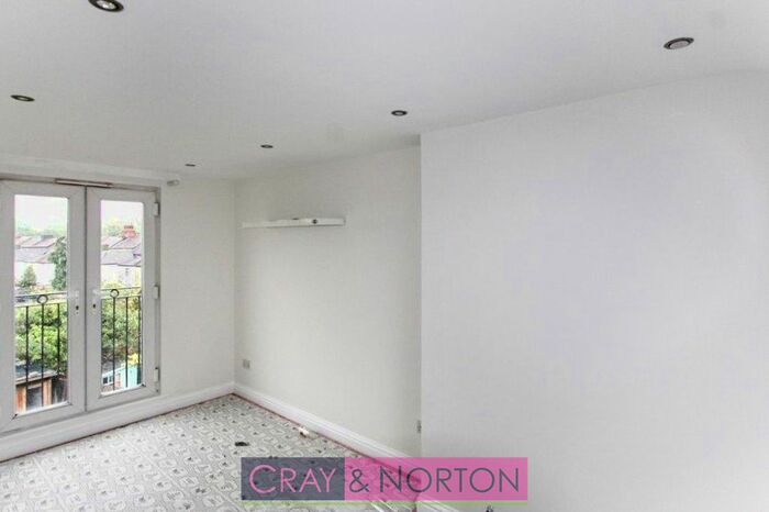 4 Bedroom Terraced House To Rent In Meadvale Road, Addiscombe, CR0