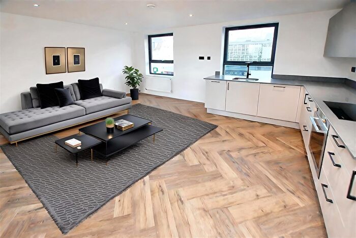 2 Bedroom Flat To Rent In The Nave, High Street, Tonbridge, TN9