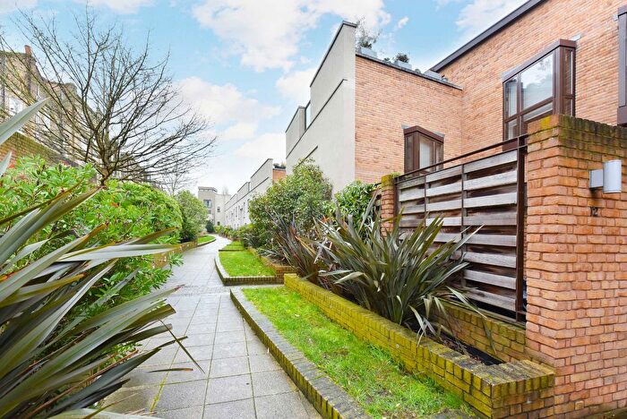 4 Bedroom Detached House For Sale In Collection Place, Boundary Road, London, NW8
