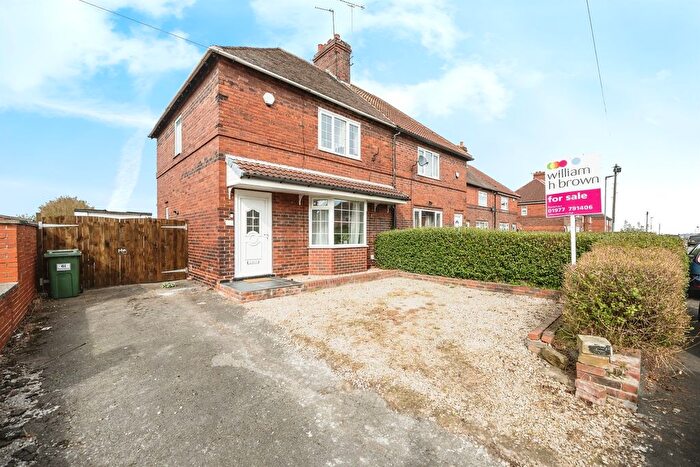 3 Bedroom Semi-Detached House For Sale In Second Avenue, Fitzwilliam, Pontefract, WF9