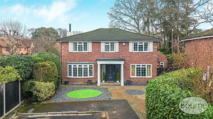 6 Bedroom Detached House For Sale In East Gardens, Woking, Surrey, GU22