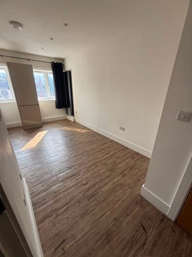 1 Bedroom Flat To Rent In South Street, Romford, RM1