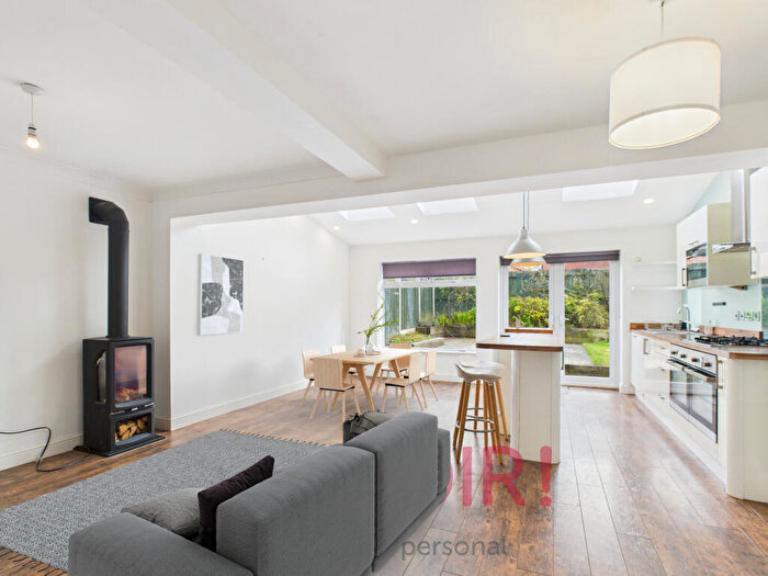 4 Bedroom Detached House For Sale In Amelia Close, Baddeley Green, Stoke-on-Trent, ST2