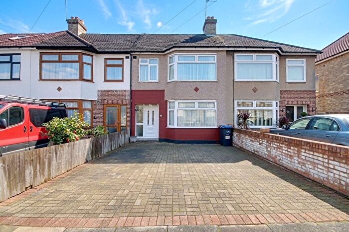 3 Bedroom Terraced House For Sale In Chester Gardens, Enfield, EN3