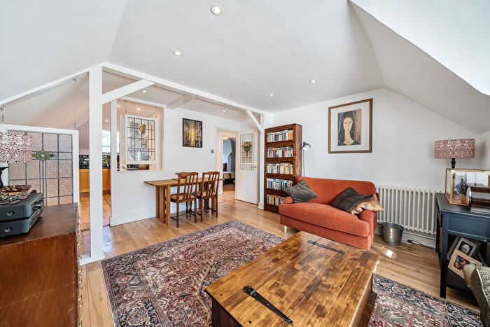 2 Bedroom Flat For Sale In Glenluce Road, London, SE3