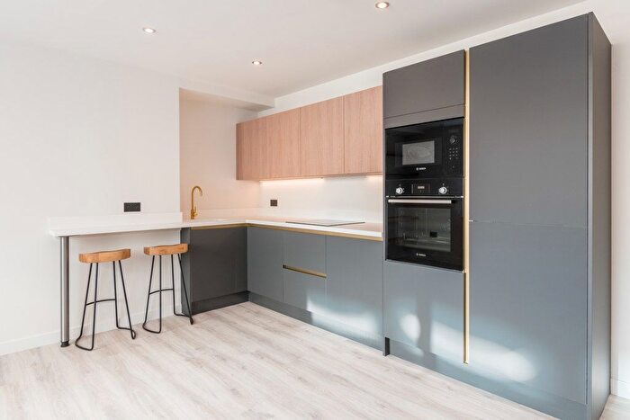 1 Bedroom Flat To Rent In Park Place, Leeds, LS1