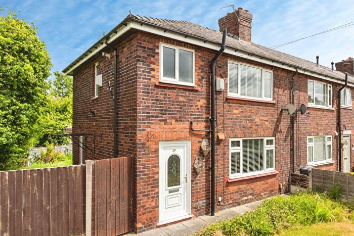 3 Bedroom Semi-Detached House For Sale In Cranworth Avenue, Manchester, M29