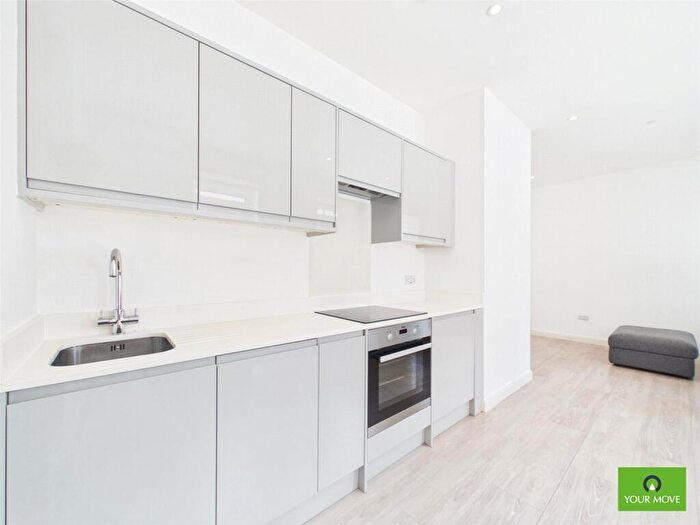 1 Bedroom Flat To Rent In High Street, Hornchurch, RM12