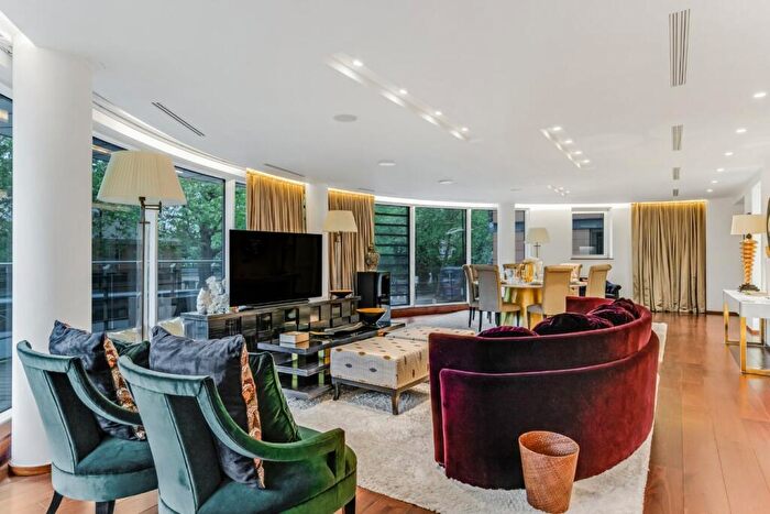 4 Bedroom Apartment To Rent In Park Road, Regent's Park, London, NW8