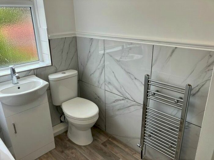 3 Bedroom Property To Rent In David Avenue, Greenford, UB6