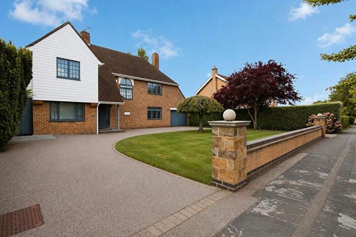 4 Bedroom Detached House For Sale In Cloister Way, Leamington Spa, CV32