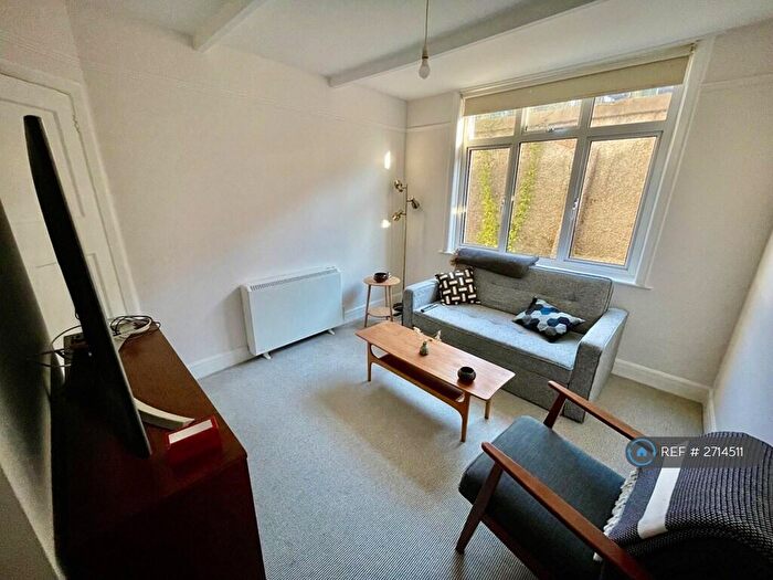 2 Bedroom Flat To Rent In Bonchurch Road, Brighton, BN2