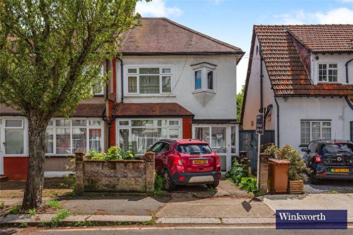 3 Bedroom Semi Detached House For Sale In Blawith Road, Harrow, Middlesex, HA1