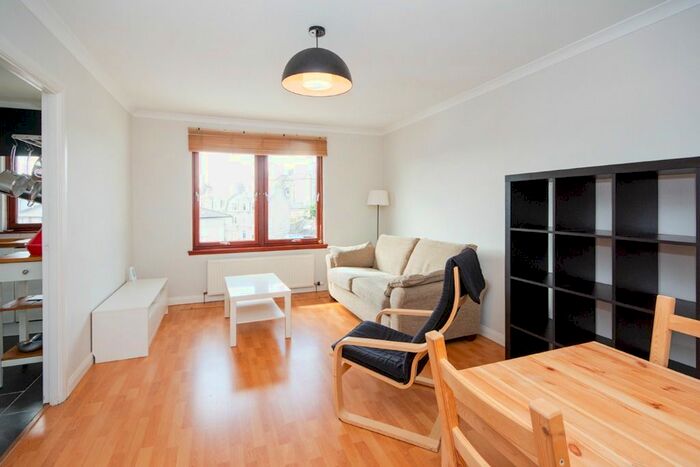 2 Bedroom Flat To Rent In Bloomfield Court, City Centre, Aberdeen, AB10