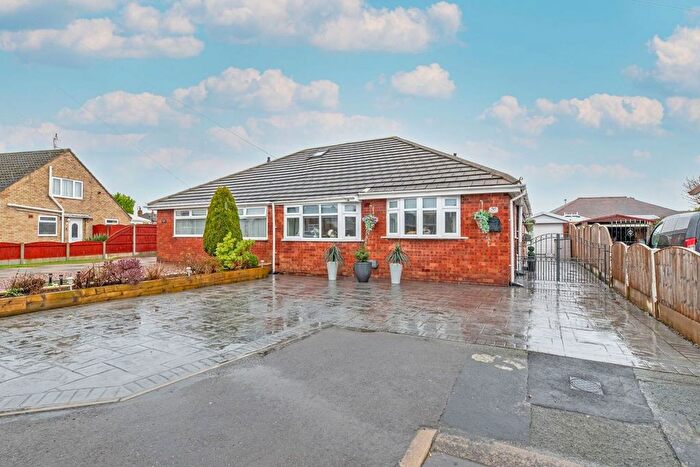 3 Bedroom Semi Detached House For Sale In Rushmore Grove, Paddington, WA1