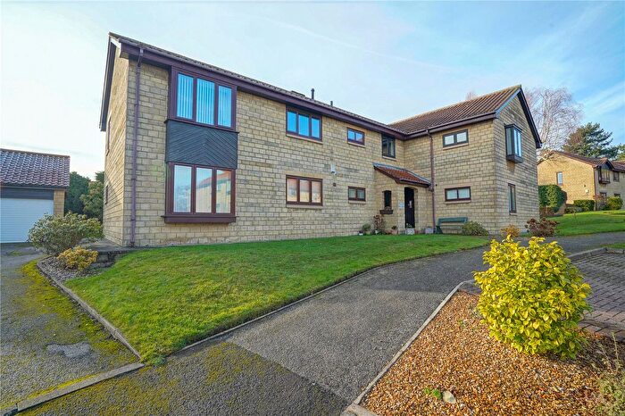 2 Bedroom Flat For Sale In Gorseland Court, Wickersley, Rotherham, South Yorkshire, S66