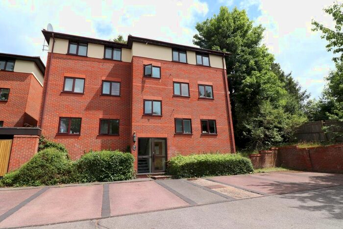 1 Bedroom Property To Rent In London Road, High Wycombe, HP11