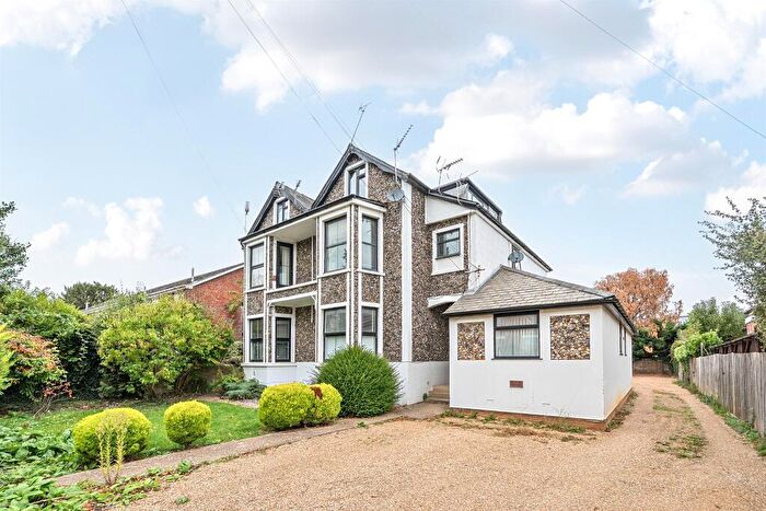 1 Bedroom Maisonette For Sale In Ray Park Road, Maidenhead, SL6