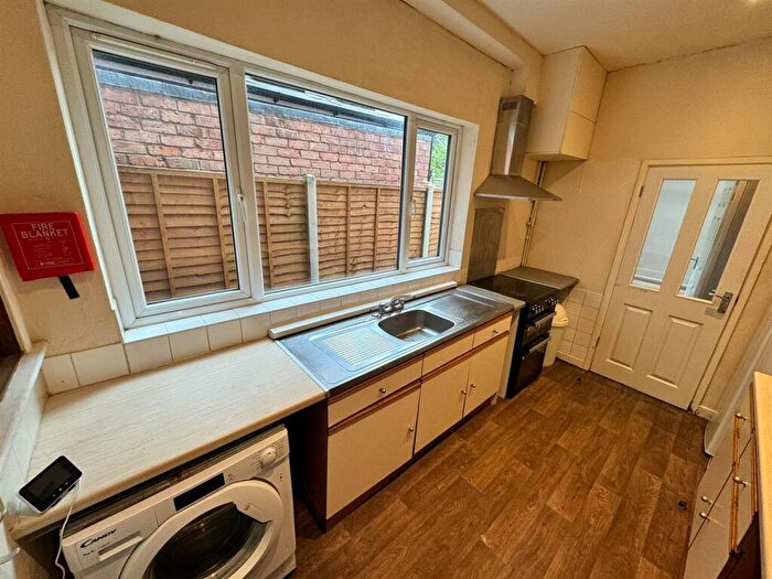 4 Bedroom Terraced House To Rent In Room, Bramble Street, Stoke, Coventry, CV1