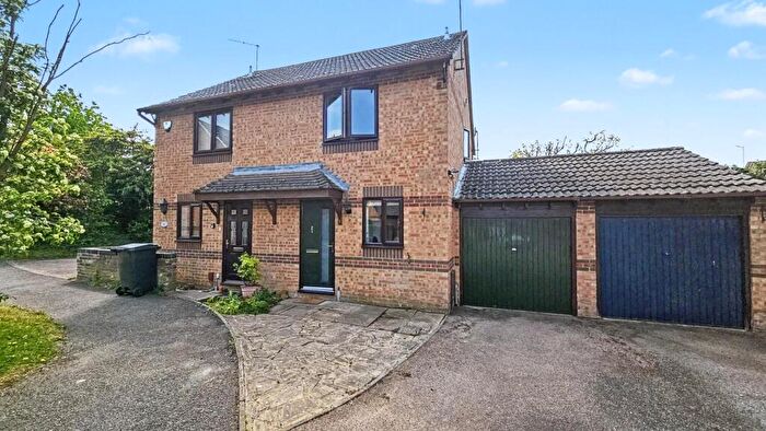 2 Bedroom Semi-Detached House For Sale In Bordeaux Close, Northampton, NN5