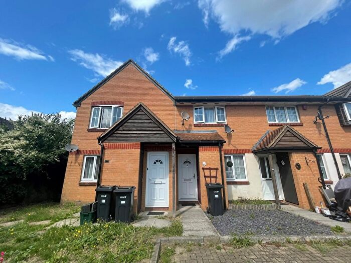 1 Bedroom Flat To Rent In Palmer Road, Chadwell Heath, RM8