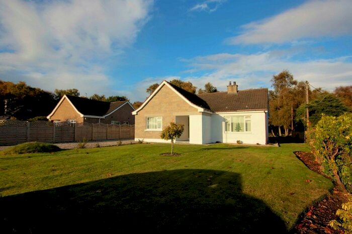 2 Bedroom Detached Bungalow For Sale In Badenoch, Camore, Dornoch, Sutherland, IV25