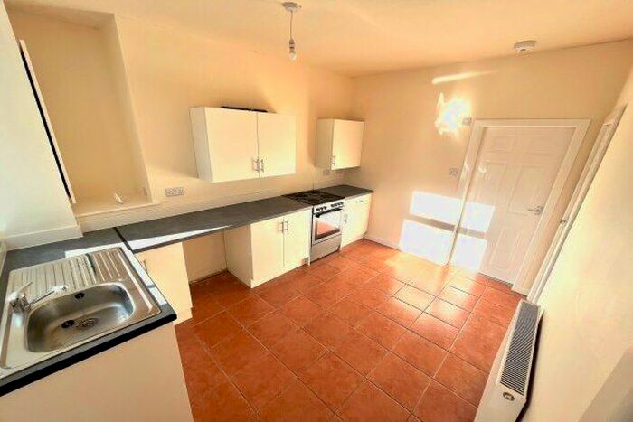 3 Bedroom Property To Rent In Basil Street, Colne, BB8