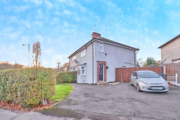 3 Bedroom Semi-Detached House For Sale In Dovedale Road, Birmingham, B23