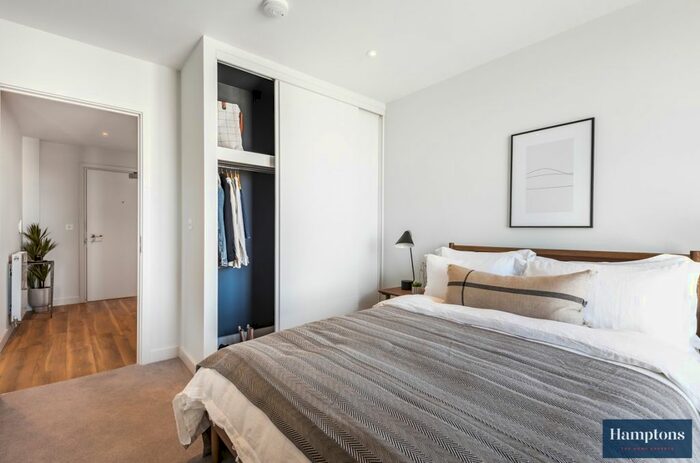 3 Bedroom Flat To Rent In George Street, Croydon, CR0