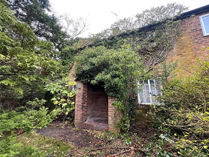 3 Bedroom Semi-Detached House For Sale In Bentside Road, Disley, Stockport, Cheshire, SK12