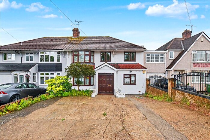 6 Bedroom Semi Detached House For Sale In King Harolds Way, Bexleyheath, DA7
