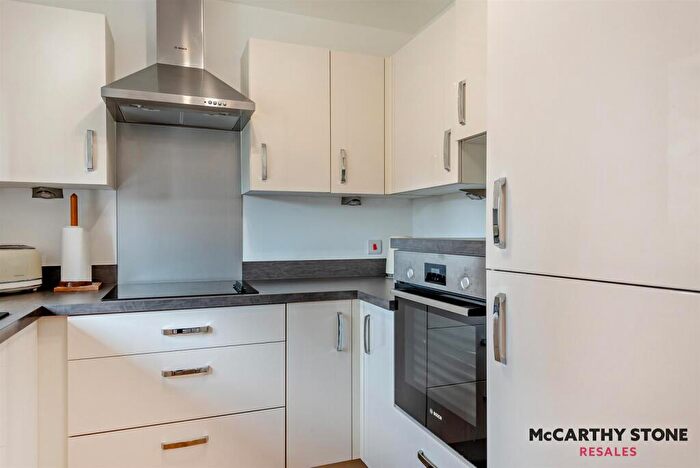 1 Bedroom Flat For Sale In Gibson Court, Tattershall Road, Woodhall Spa, LN10