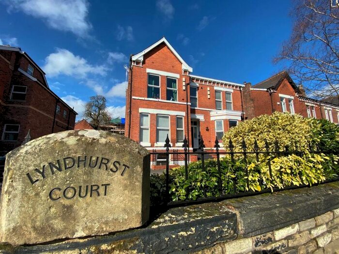 2 Bedroom Flat To Rent In Lyndhurst Court, Whitelow Road, Chorlton, M21