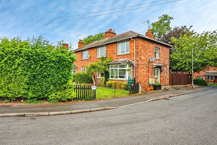 4 Bedroom Semi-Detached House For Sale In Bright Crescent, Tamworth, Staffordshire, B77