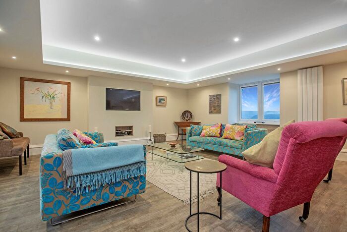 3 Bedroom Flat For Sale In Redhills Road, Arnside, LA5