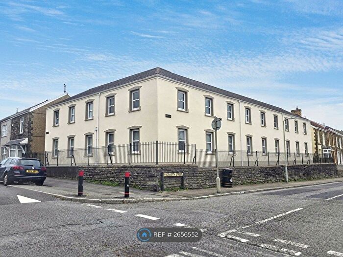 2 Bedroom Flat To Rent In Robert Street, Manselton, Swansea, SA5