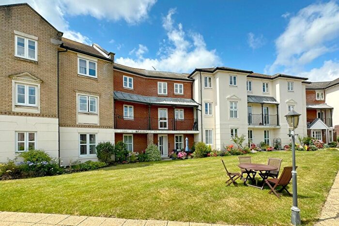 1 Bedroom Retirement Property For Sale In Bucklers Court, Anchorage Way, Lymington, Hampshire, SO41
