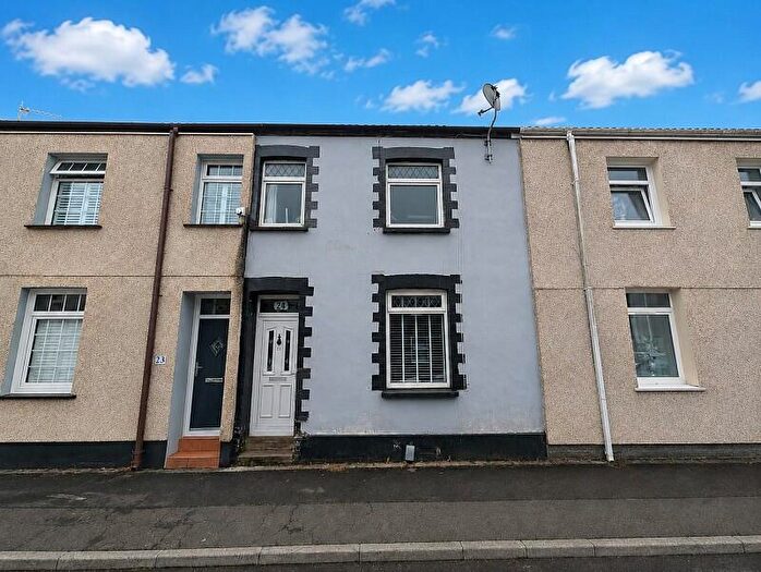 3 Bedroom Terraced House For Sale In Llewellyn Street, Neath, Neath Port Talbot., SA11