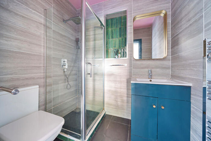 3 Bedroom End Of Terrace House For Sale In Charter Square, Kingston Upon Thames, KT1