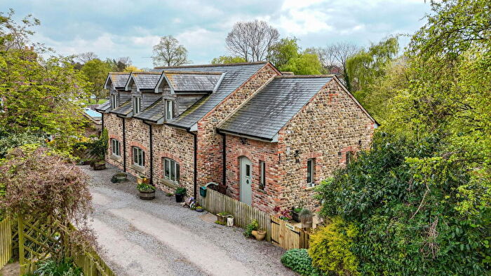 5 Bedroom Detached House For Sale In Water End, Brompton, Northallerton, DL6
