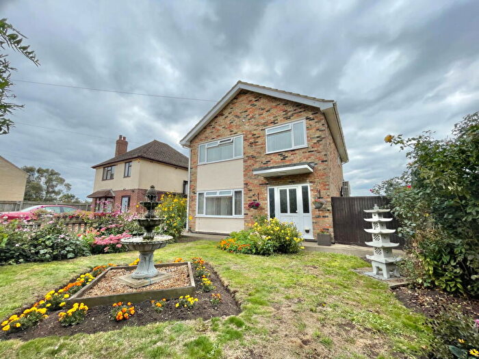 4 Bedroom Detached House For Sale In Cambridge Row, Benwick, PE15