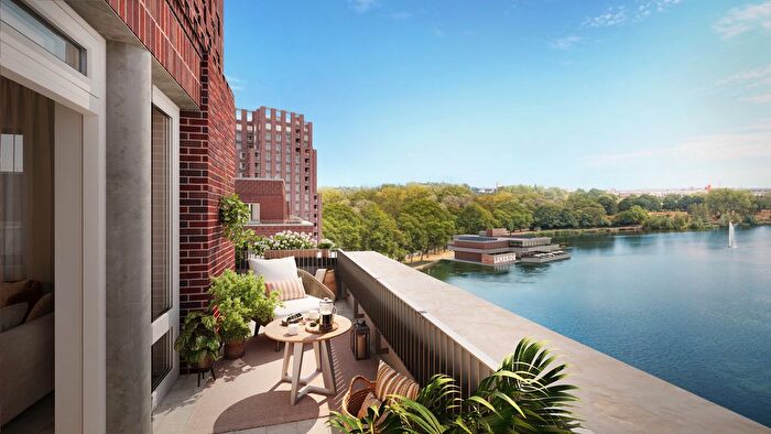 2 Bedroom Flat For Sale In Belvedere Road, London, SE2