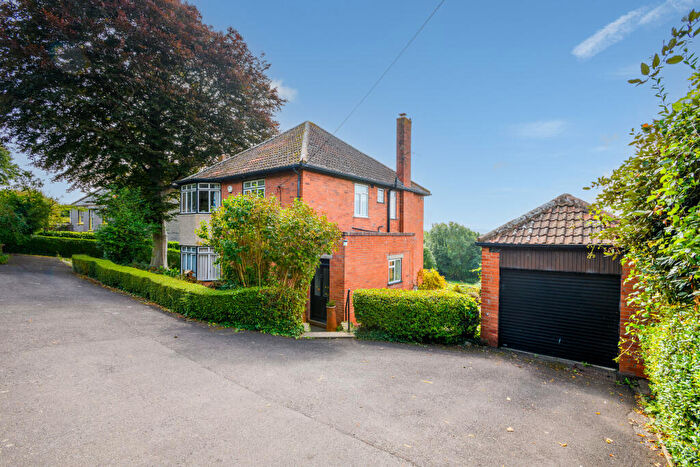 4 Bedroom Detached House For Sale In Coursing Batch, Glastonbury, BA6