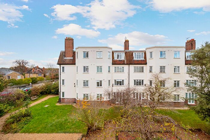 1 Bedroom Flat To Rent In Spencer Road, London, SW20