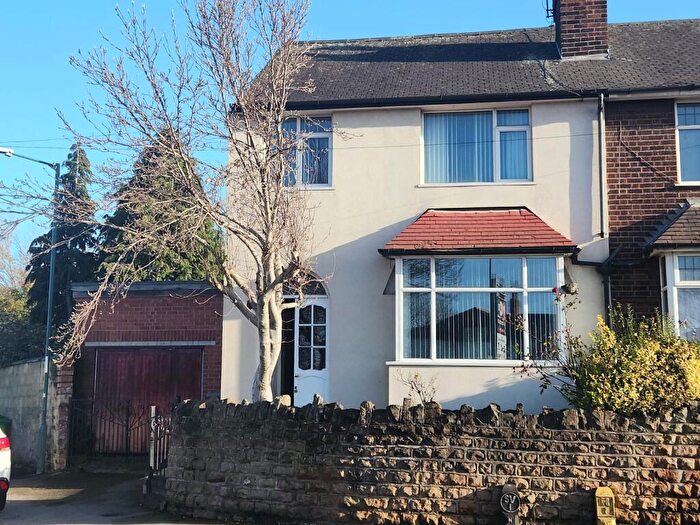 3 Bedroom Semi-Detached House For Sale In Alfreton Road, Nottingham, Nottinghamshire, NG7