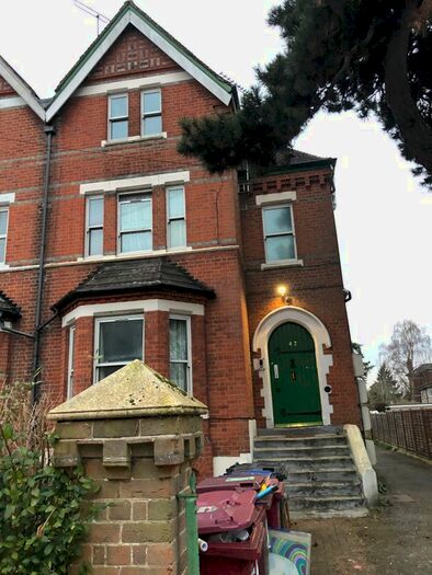 2 Bedroom Flat To Rent In Bulmershe Road, Reading, RG1