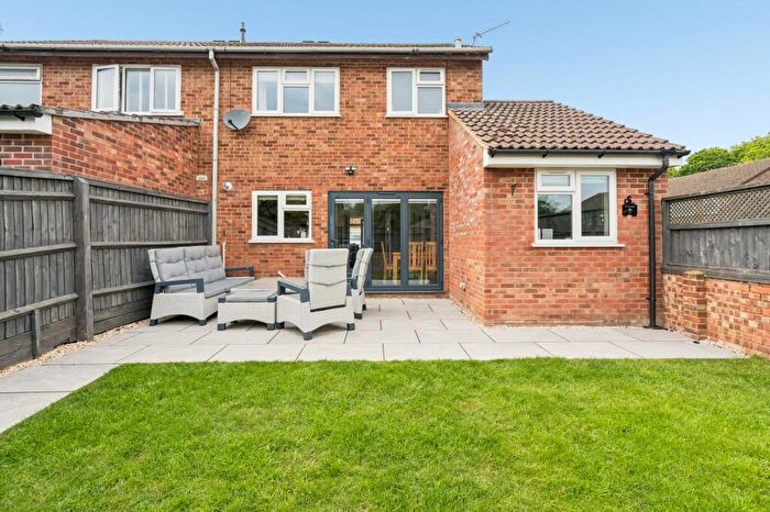 3 Bedroom Semi-Detached House For Sale In Wardes Close, Prestwood, HP16