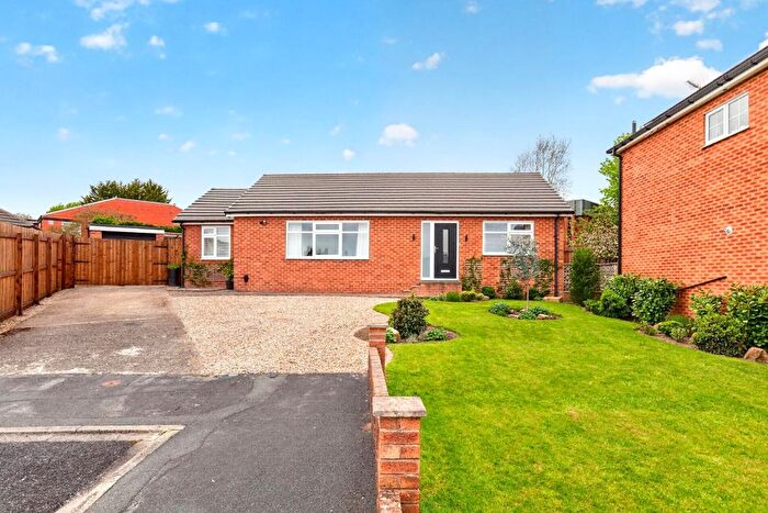 3 Bedroom Detached Bungalow For Sale In Sutton Grange Close, Harrogate, HG3