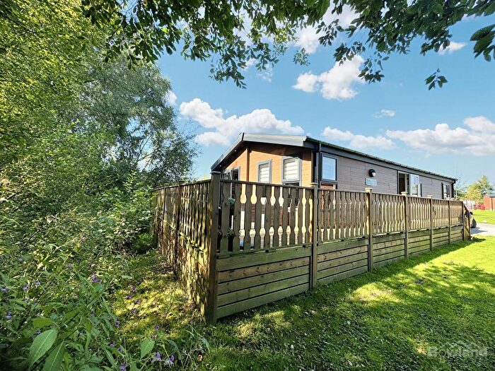 2 Bedroom Lodge For Sale In Private Sale - Sherwood South Lakeland Leisure Village, Carnforth, LA6