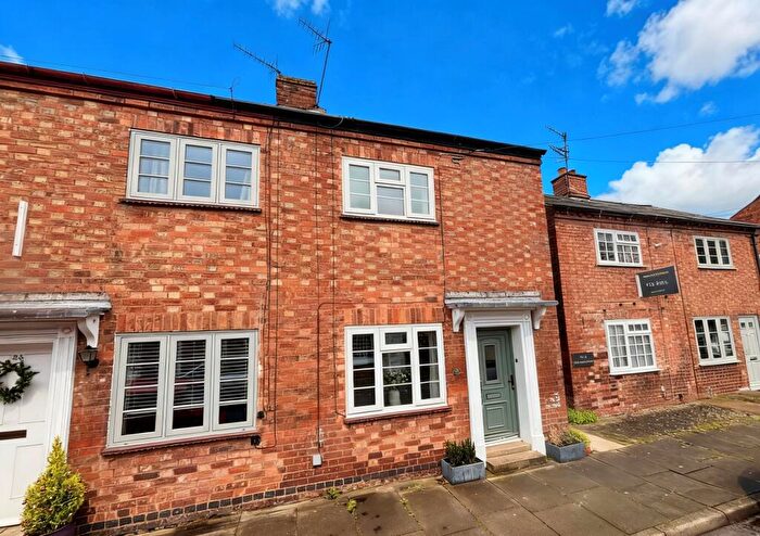 2 Bedroom House To Rent In Shakespeare Street, Stratford-upon-Avon, CV37